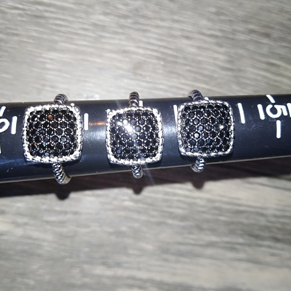 Black spinel Sterling Silver ring - Picture 5 of 5